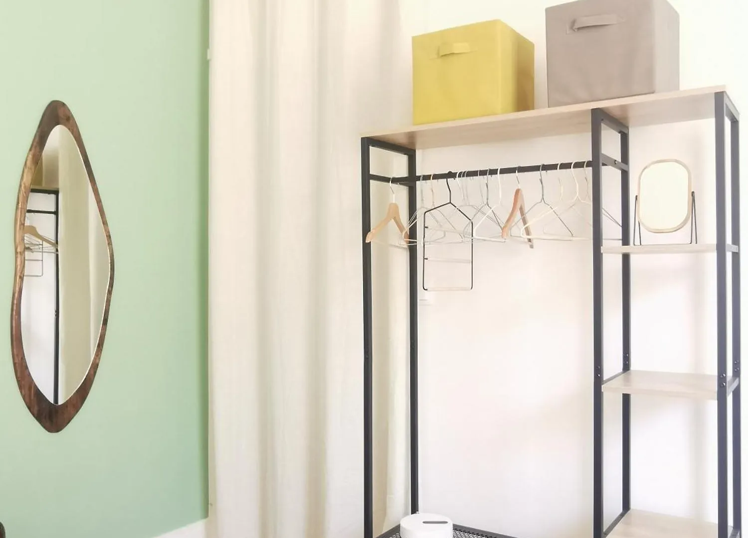 Lovely And Bright Studio In Montmartre Paris Apartment